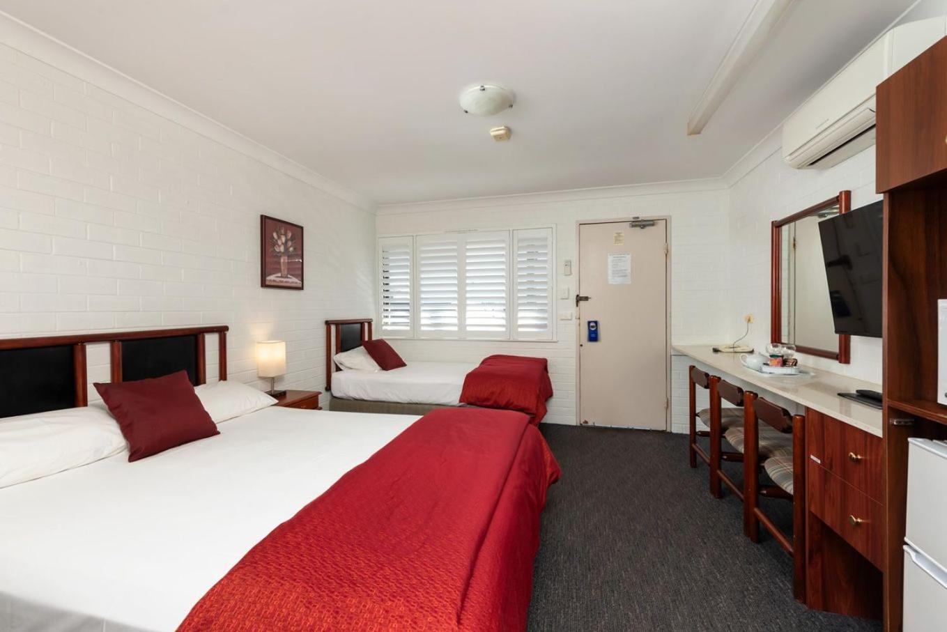 Pigeon House Motor Inn Ulladulla Exterior photo