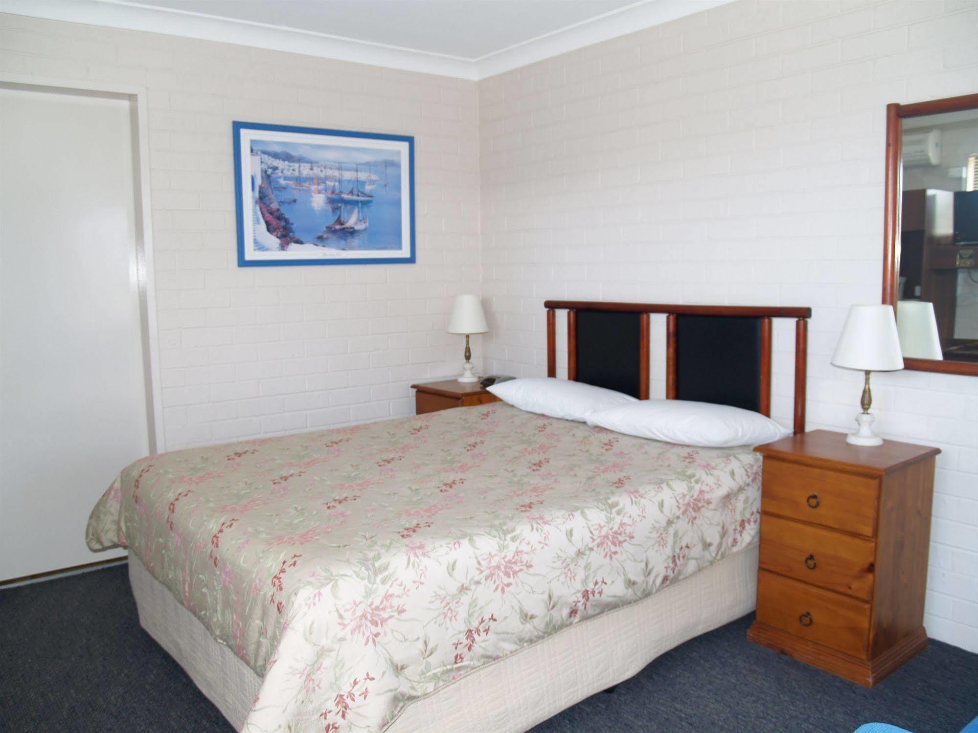Pigeon House Motor Inn Ulladulla Exterior photo